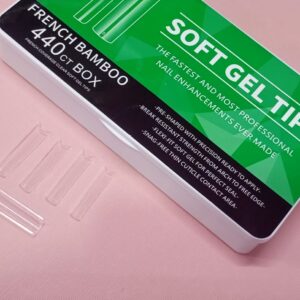 WhatsApp-Image-2025-06-04-at-5.25.07-PM.jpeg Tips cuadrados cristal XL empaque verde