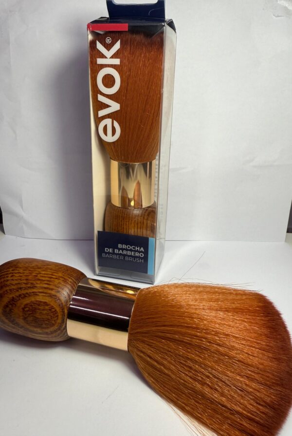Brocha (bledo) para cabello  mango de madera Evok