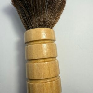 Brocha para barbero  mango de madera colo beige