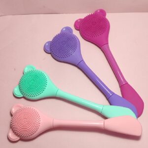 Cepillo facial con espatula de silicona