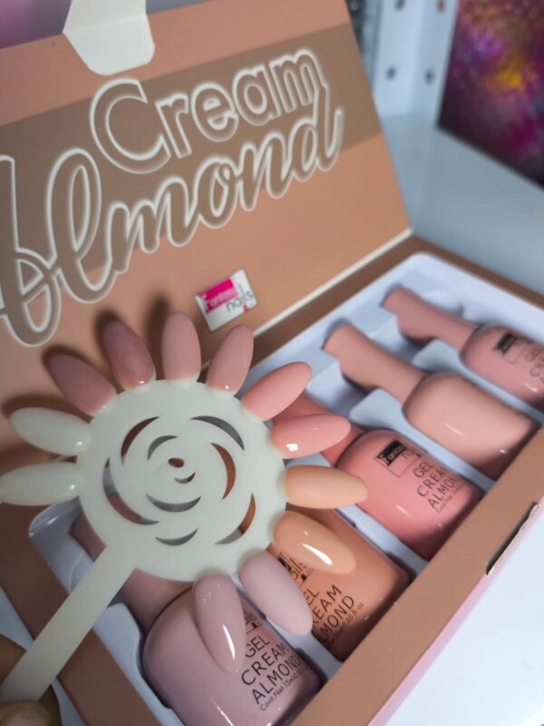 Coleccion de geles fantasy Cream  Almond