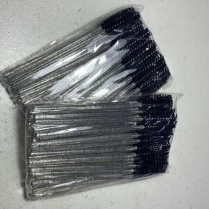 Cepillos desechables para cejas y pestañas