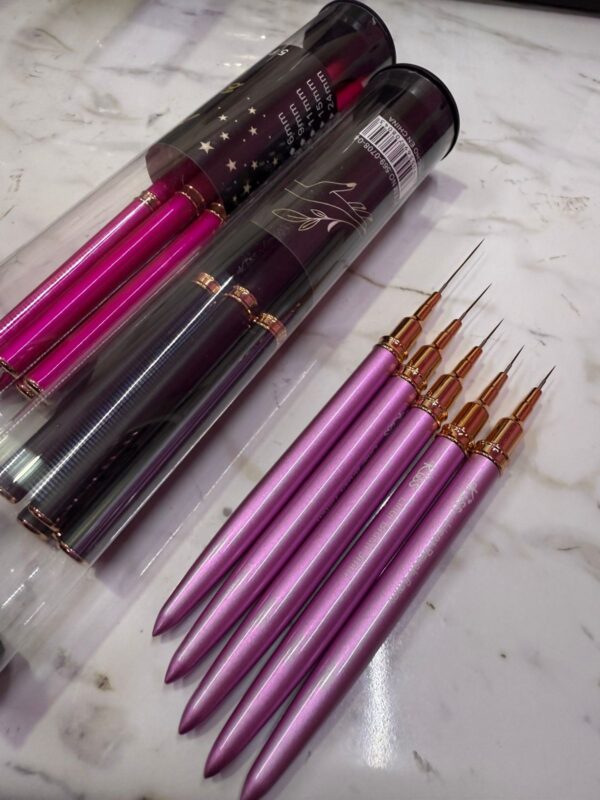 Kit liner nail bursh Kiss